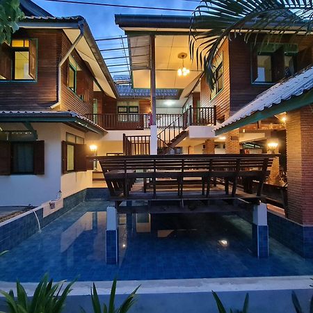 Ferienwohnung Tepbunthomhouse Ayutthaya Exterior foto