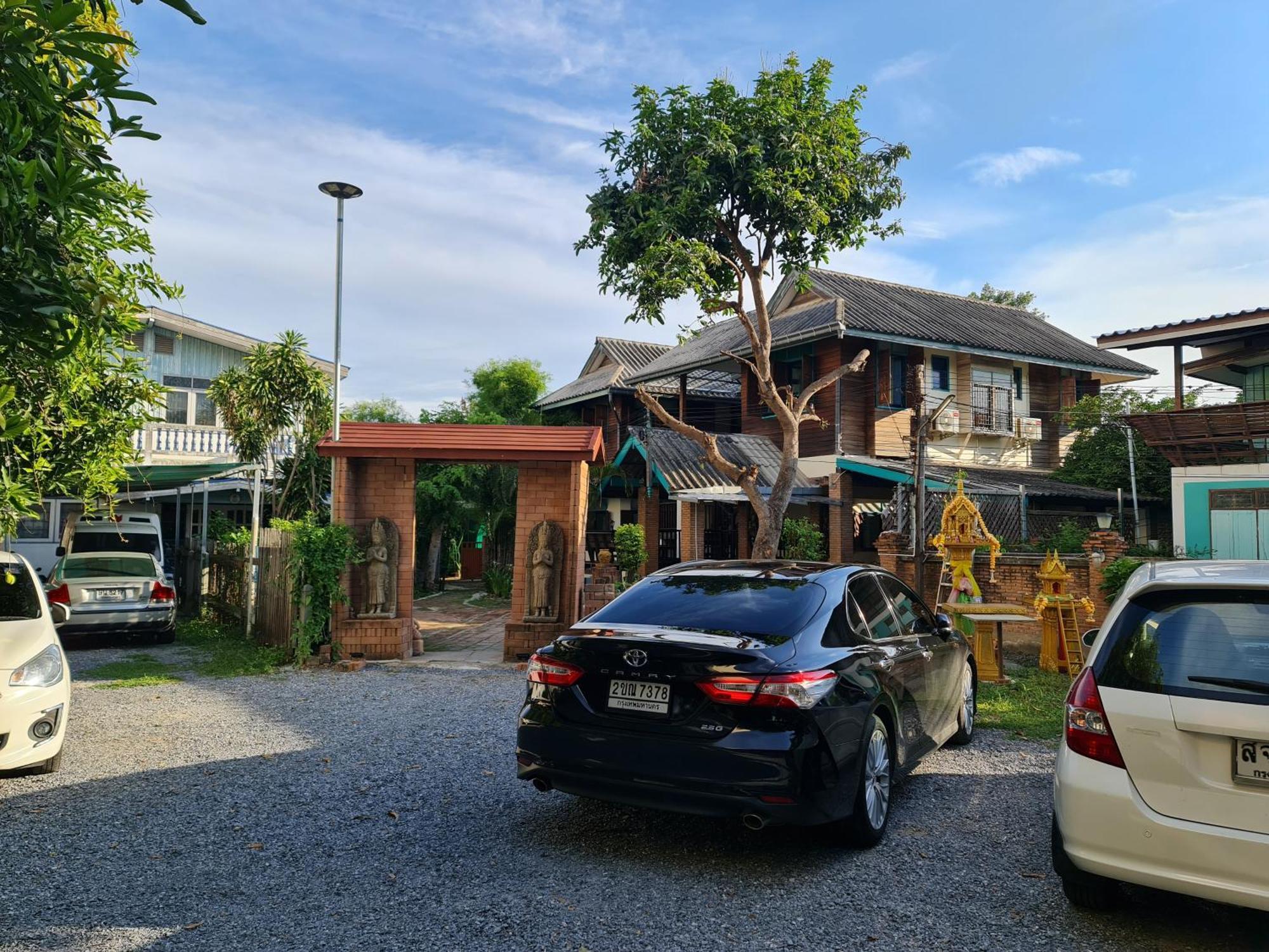 Ferienwohnung Tepbunthomhouse Ayutthaya Exterior foto