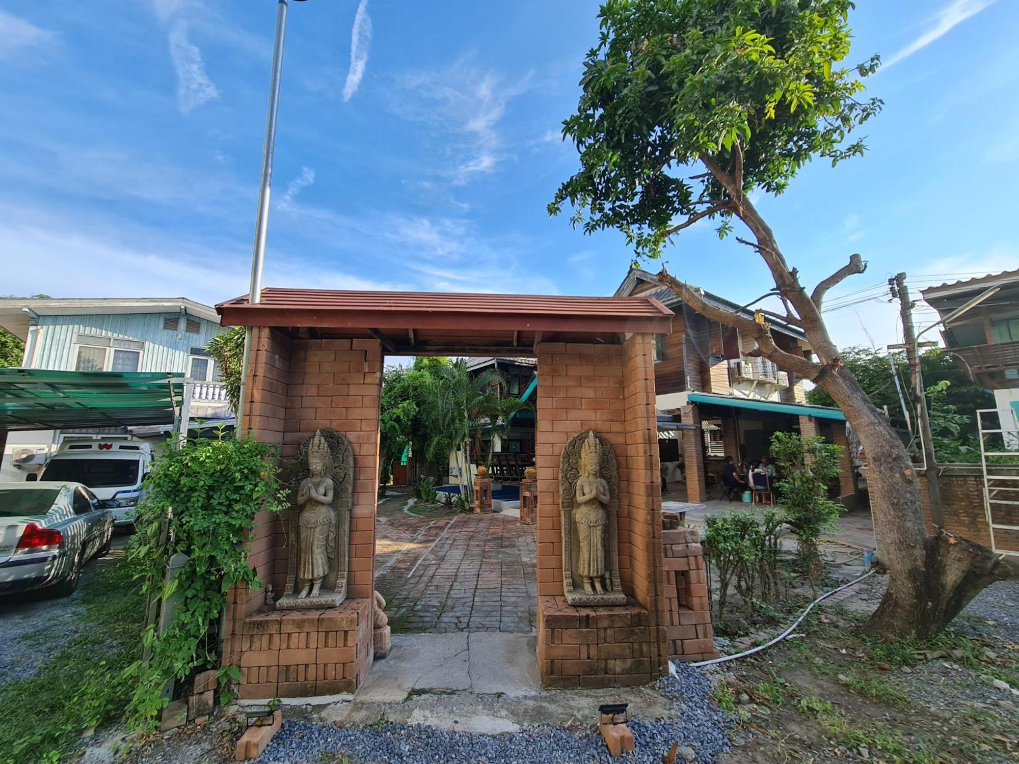 Ferienwohnung Tepbunthomhouse Ayutthaya Exterior foto
