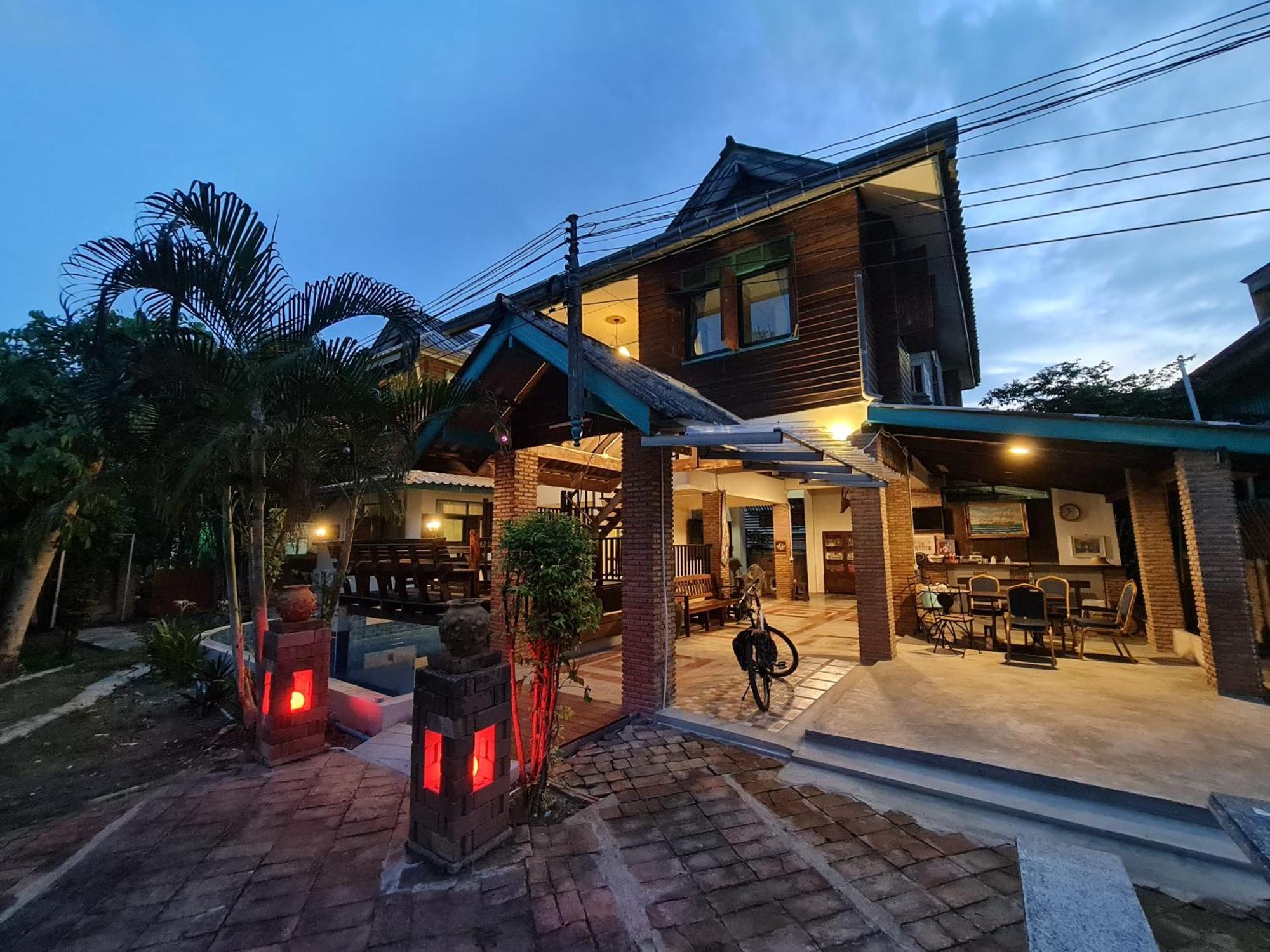 Ferienwohnung Tepbunthomhouse Ayutthaya Exterior foto