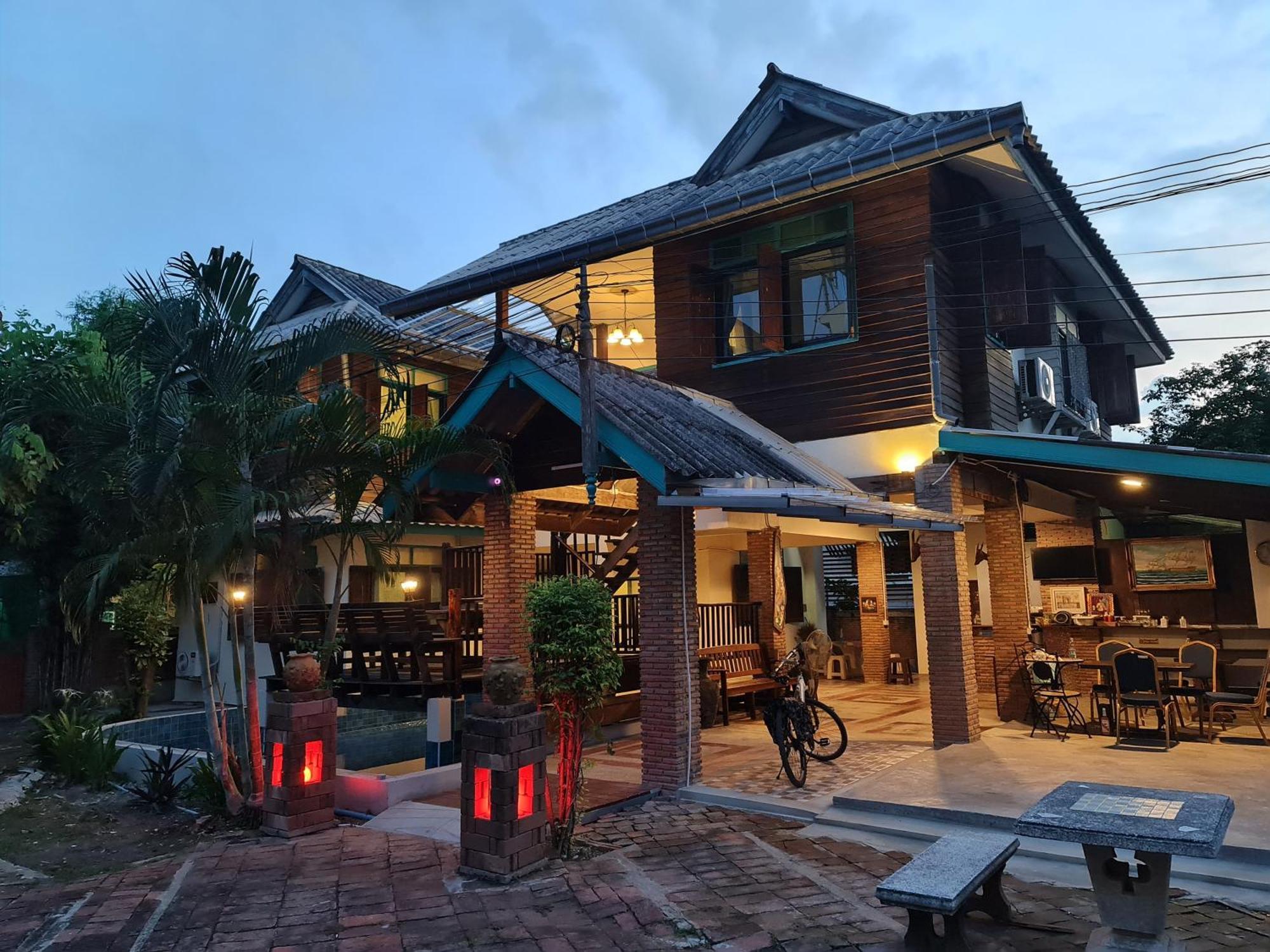 Ferienwohnung Tepbunthomhouse Ayutthaya Exterior foto